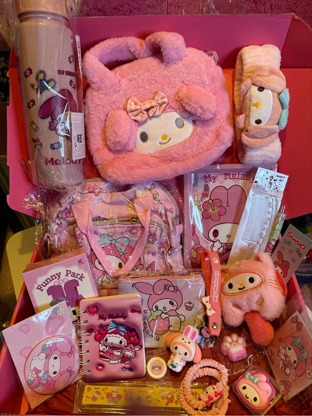 Kids Toy Set – Cute Sanrio & Friends Mix Bundle. Random items. Mystery Box.